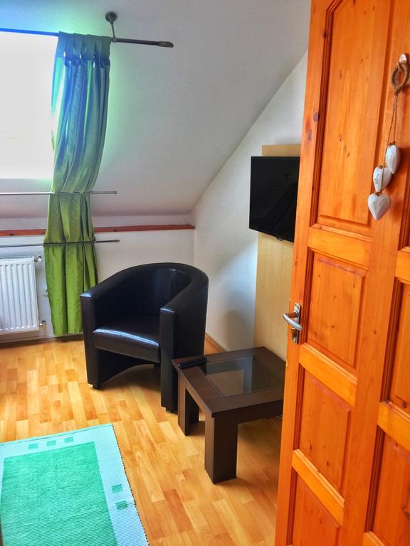 Vulcano Vendégház Mesteri Esterno foto